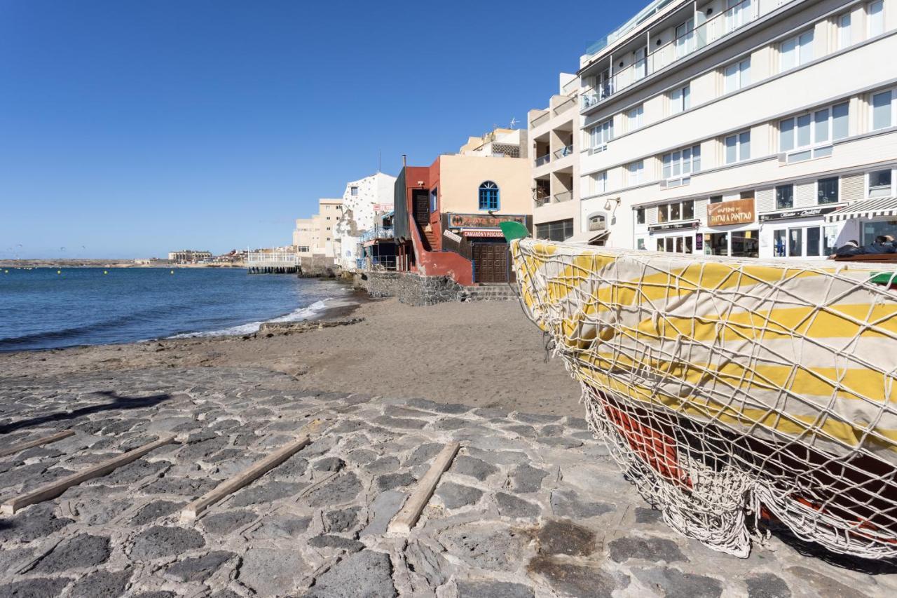 Home2Book BeachFront El Médano Exterior foto
