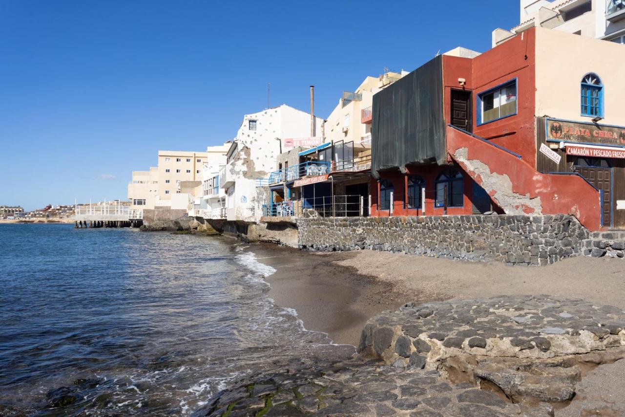 Home2Book BeachFront El Médano Exterior foto